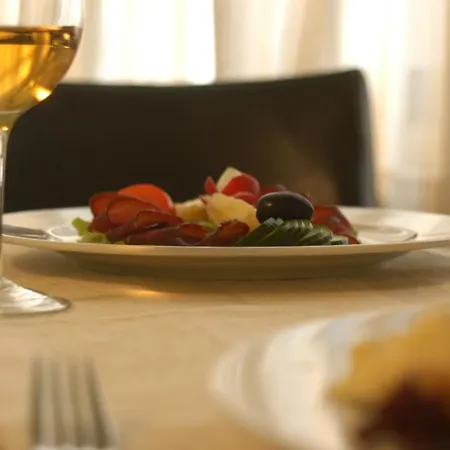 酒店 President Garni 2*