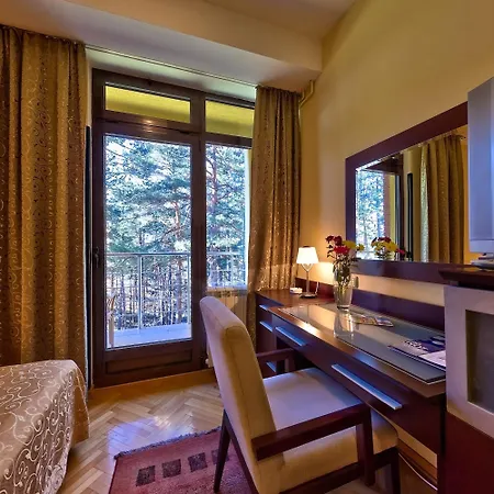 President Garni 兹拉蒂博尔