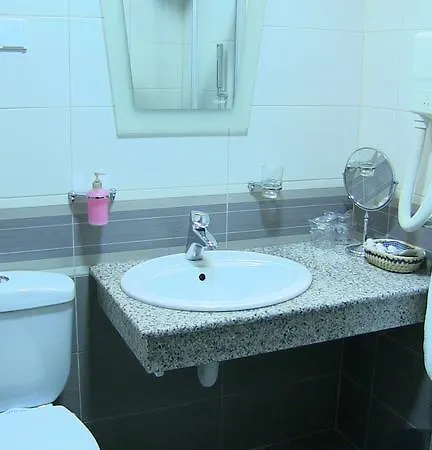 President Garni 酒店