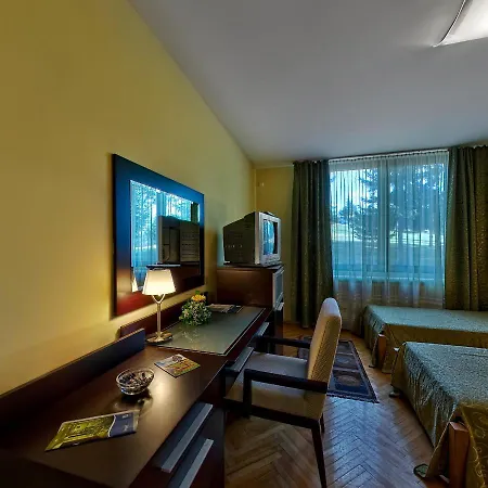 Hotel President Garni 2*