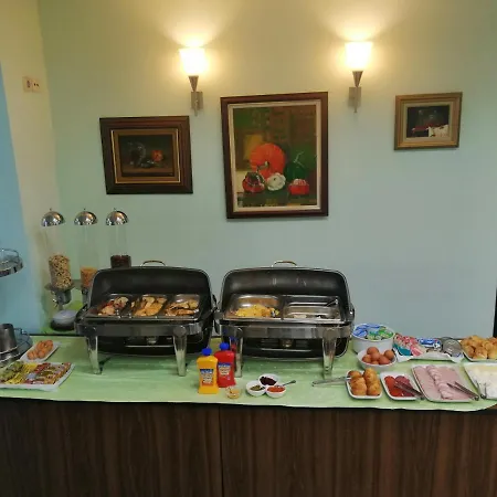 President Garni 兹拉蒂博尔