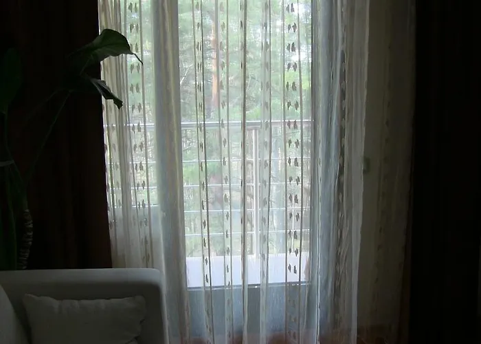 President Garni Hotel